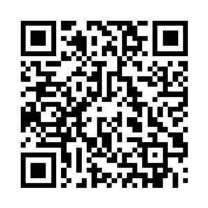 拿着文件袋贝海无精打采的走出了银行的大门二维码生成