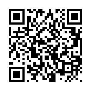 按照一定的规律在那美妙无比的旋转着二维码生成