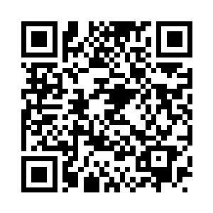 按照瘦汉子所指的方位找到一家旅店住下二维码生成