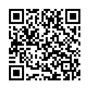 挣扎的身体一下子碰到了他身上的某个部位二维码生成