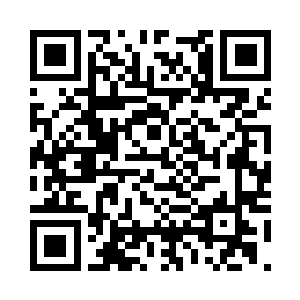 据说被人碰了一下手边泼了客人茶水二维码生成