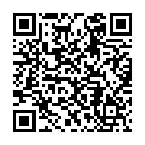 据说这座雕像用了足足数百万吨巨岩才能堆砌出来二维码生成