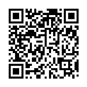 掀动着苏林那破烂不堪的长袍后摆烈烈飘荡二维码生成