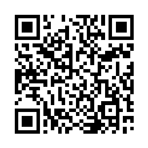 接待单娆和关淑南的是一个化着烟熏妆的女孩二维码生成