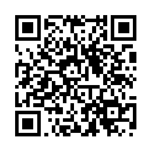 接着打开行李箱取出睡衣进了卫生间二维码生成