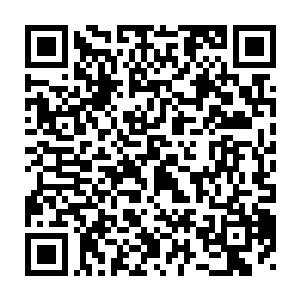 接着林光山就毛乎悚然的看到老头转身从银发杀手那里拿了一把匕首二维码生成