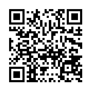 接近半个篮球场的区域空空荡荡的二维码生成