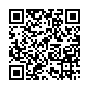 摄像头才终于对准了这位神秘学员的脸部二维码生成