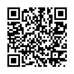 散着荧光的尘埃自她的指尖如细线般往下散落二维码生成