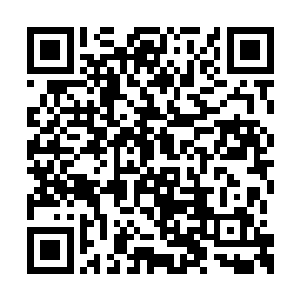 数千架微型无人机凝聚成一个超巨型少女的形态二维码生成