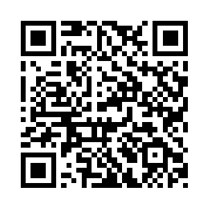 整个人一下子就从那个女人的身上弹了起来二维码生成
