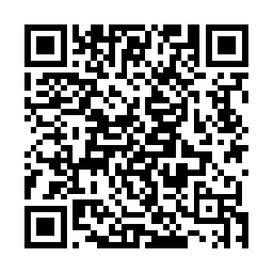 整个操场上两千多名同学们的情绪瞬间被聚集到了最高点二维码生成