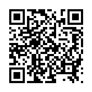 整个游泳馆里只有一个人从来都没有放弃过二维码生成