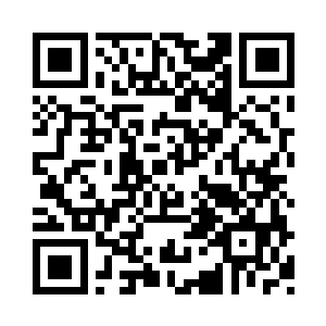 整条空间通道都仿佛是一片惊涛巨浪的海洋二维码生成
