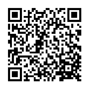 新上山的四将酒筵开始的时候王伦就亲自代表山寨敬过酒了二维码生成