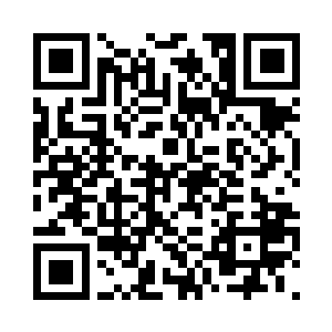 方君年并没有看到冰心在跟他使眼色二维码生成