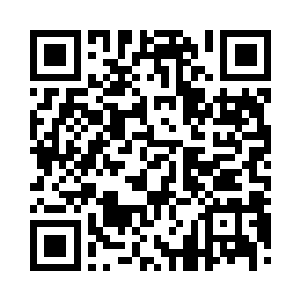 方才注意到季泽爵身旁的绝代佳人朱翎雨二维码生成