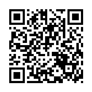 方林根和戴鑫甲面无表情的和他握了下手二维码生成