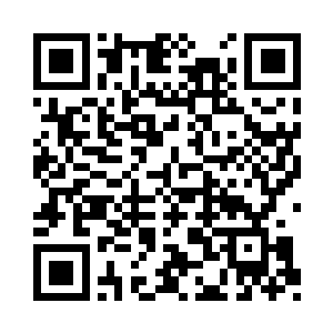 旁边的邙海见状脸上则露出了一抹不耐的神色二维码生成