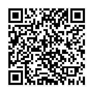 旁边的那一具石棺……也就是盛放那金色尸骸的石棺二维码生成
