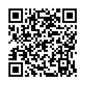 无数崩溃的肌肤激射出青色苍龙所环绕的范围二维码生成