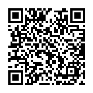 无论是房屋还是围墙都用长方形的大石条垒砌而成二维码生成