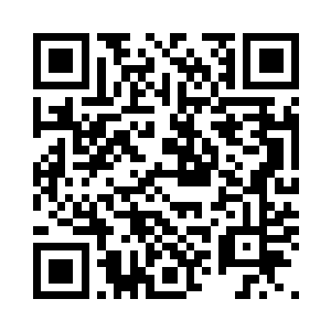 是因为白纸比那华贵的请柬容易折损二维码生成