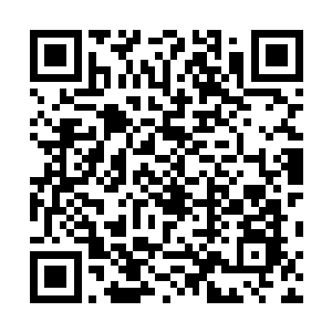 是用钱和那些不值得我留恋的东西去换回更有价值的东西二维码生成