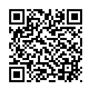 显然是认出了这黑色的巨鼎的身份二维码生成