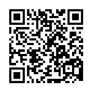 暖洋洋的暗金光芒洒落在树木枝叶上面二维码生成