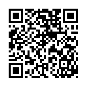 更无暇顾及对方的枪口是不是在瞄着自己二维码生成