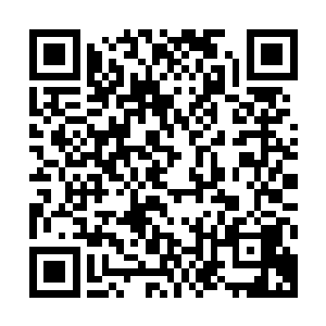 更是直接便被众网友顶到了当日最热门的微·博话题第一位置二维码生成