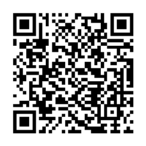 更没料到张均手中有一个可以存储攻击的小乾坤壶二维码生成