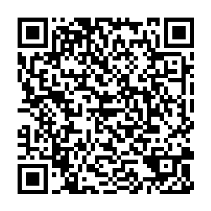 更让隋立媛为之迷醉的是那个男人温和有力的言语和周到细致的心思二维码生成