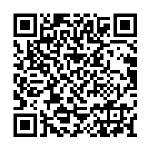 曼苏尔为了让荣光能够将全部精力都花在足球上二维码生成
