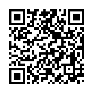 曾经安静的眉眼笑得像弯弯的月牙二维码生成