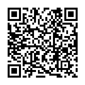 最后在百丈高空凝聚成一座由黑烟组成的庞大古城二维码生成