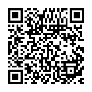 最少丁长生的肖像因为那场跳楼事件已经被记者贴到网上去了二维码生成