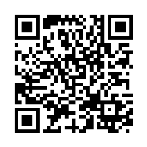 月白的衣裙在馨黄的灯光中显得清丽二维码生成