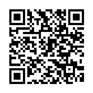 有一位黑衣男子突然伸手拦住了他二维码生成