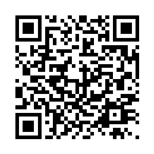 有一道发着黑色光芒的大门挡住了他们的去路二维码生成