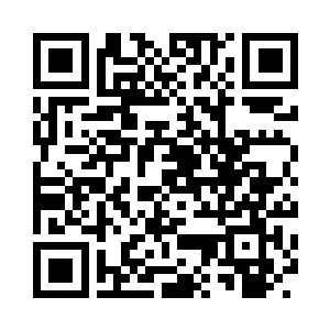 有人却是向丁羽的这个餐桌走了过来二维码生成