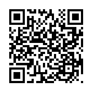 有关他们的丑闻可以说是一个接着一个二维码生成