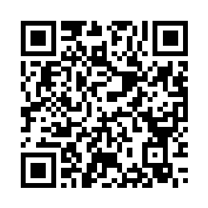 有拿着喇叭高喊让大家赶紧离开的二维码生成