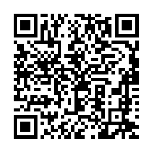 有时候她真羡慕男朋友那副牛宝宝似的身板和强大的调整能力二维码生成