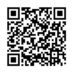 有的滔滔不绝地说着自己受伤时的战况二维码生成