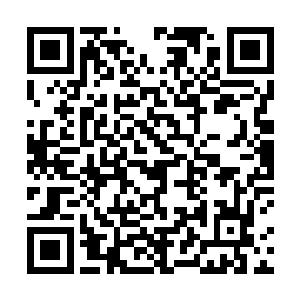 有角人和某些势力的斥候一边在努力分别打探两者消息二维码生成