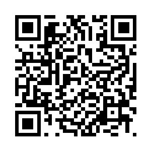 有闭目养神身体跟随马背缓缓起伏的年迈老者二维码生成