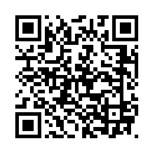 望向一身黄衫的杨玲珑面色就是一变二维码生成