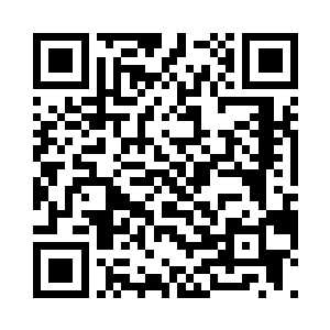 朱雀三人的身子瞬间掠向了米迦勒等人二维码生成